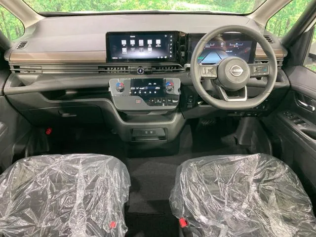 Nissan Serenade Highway Star V 2026 photo 2