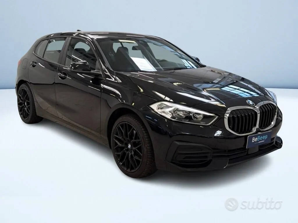 BMW 1 Series 2022 photo 3