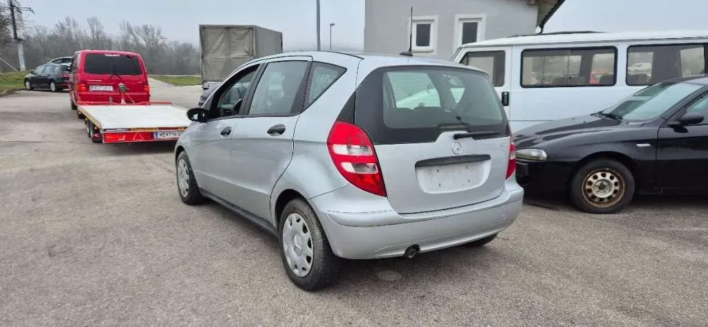 Mercedes-Benz A-Class 2006 photo 3