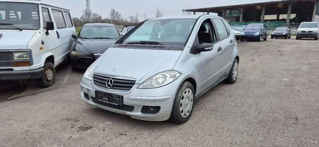 Mercedes-Benz A-Class 2006 photo 2