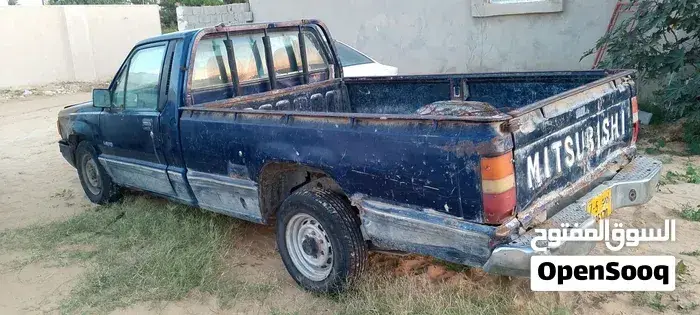 Mitsubishi L200 1998 photo 3
