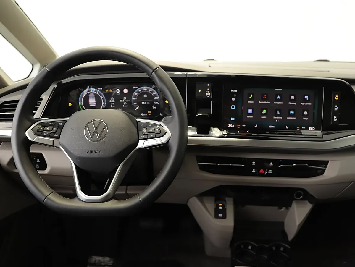 Volkswagen Multivan 2026 photo 2
