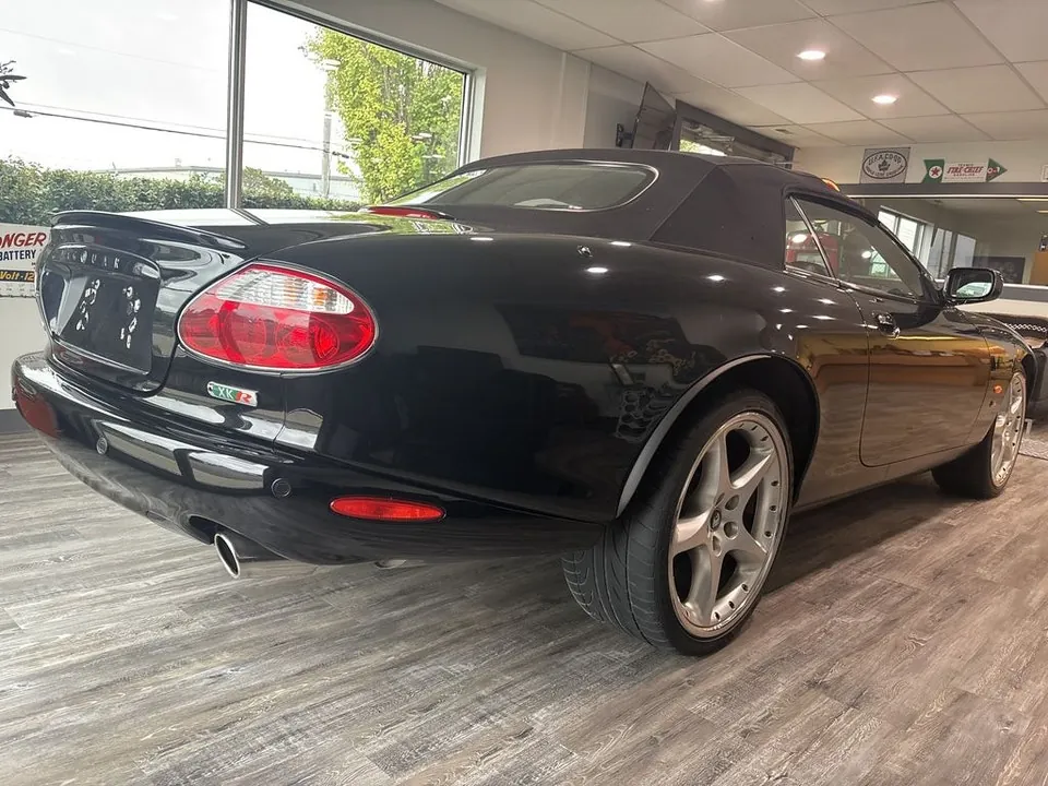 Jaguar Xkr 2004 photo 4