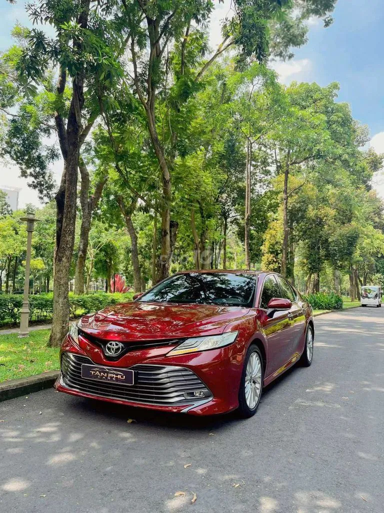Toyota Camry 2020 photo 3
