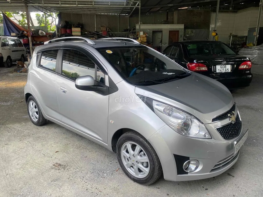Chevrolet Spark 2011 photo 2