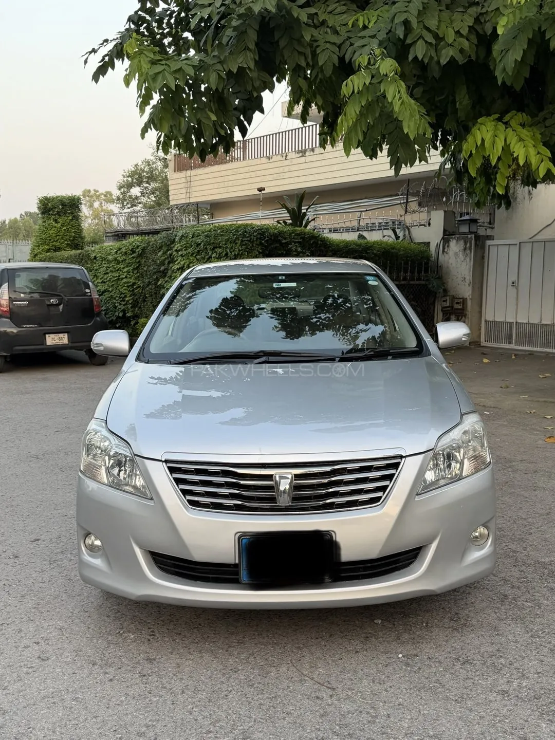 Toyota Premio