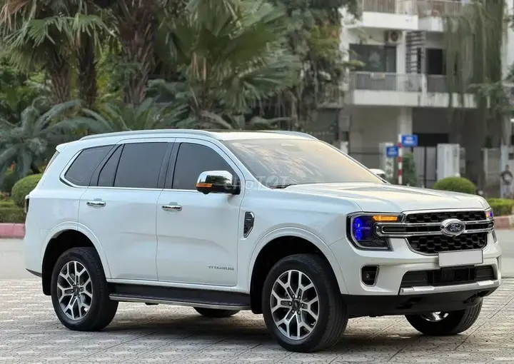 Ford Everest 2023 photo 4
