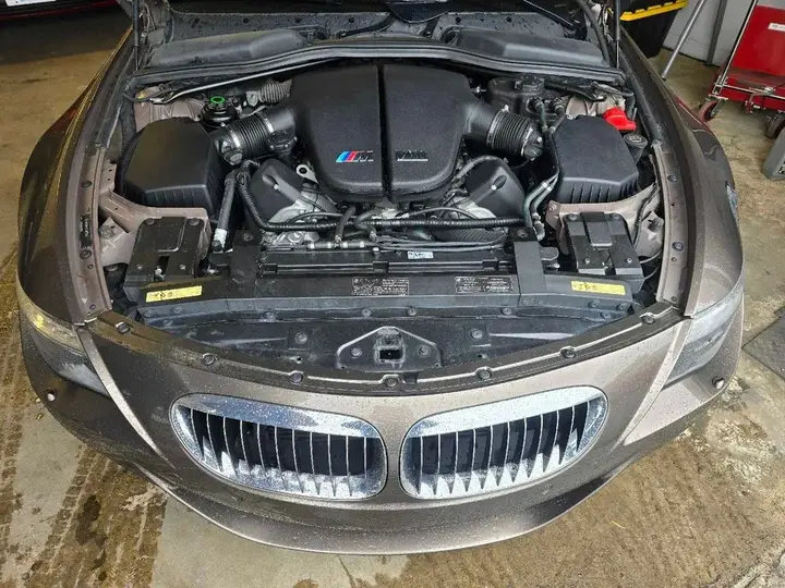 BMW M6 2008 photo 4