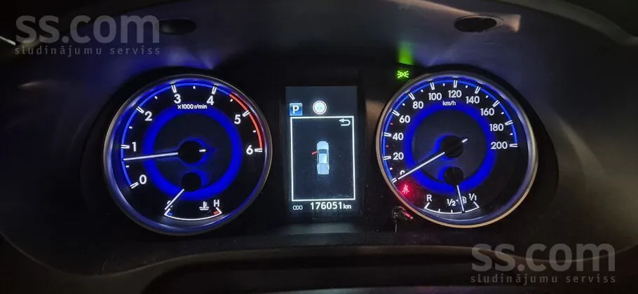 Toyota Hilux 2017 photo 4