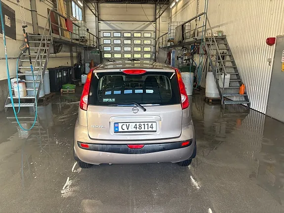 Nissan Note 2007 photo 5