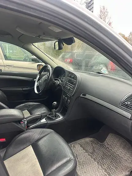 Saab 9-3 2009 photo 4
