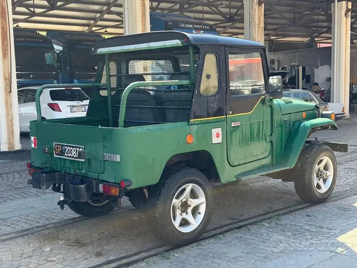 Toyota Land Cruiser 1983 photo 5