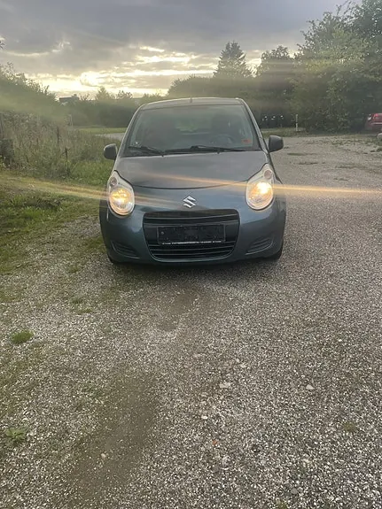 Suzuki Alto 2010 photo 2