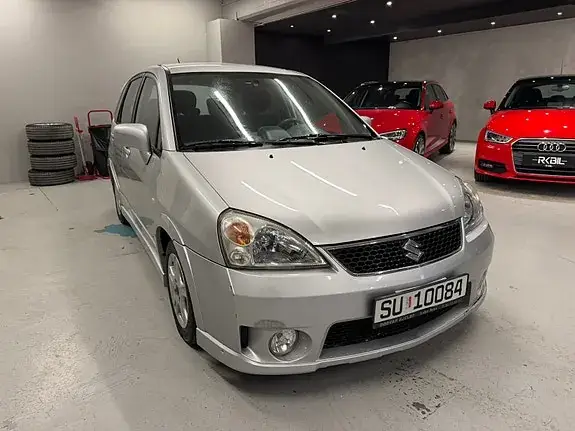 Suzuki Liana 2005 photo 2
