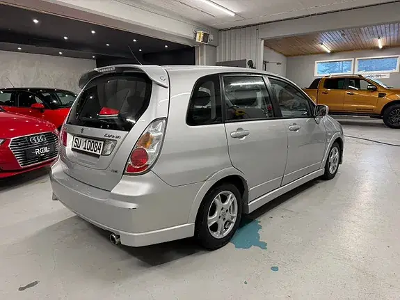 Suzuki Liana 2005 photo 5