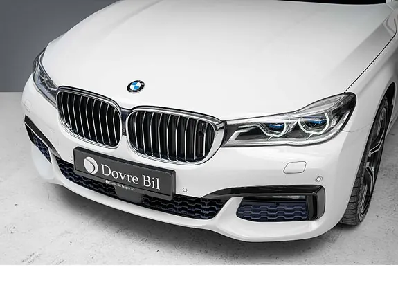 BMW 750D 2016 photo 5