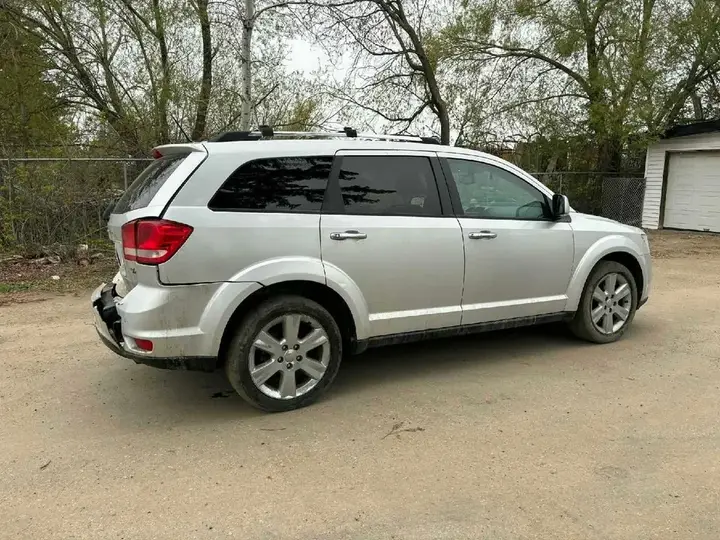 Dodge Journey 2012 photo 4