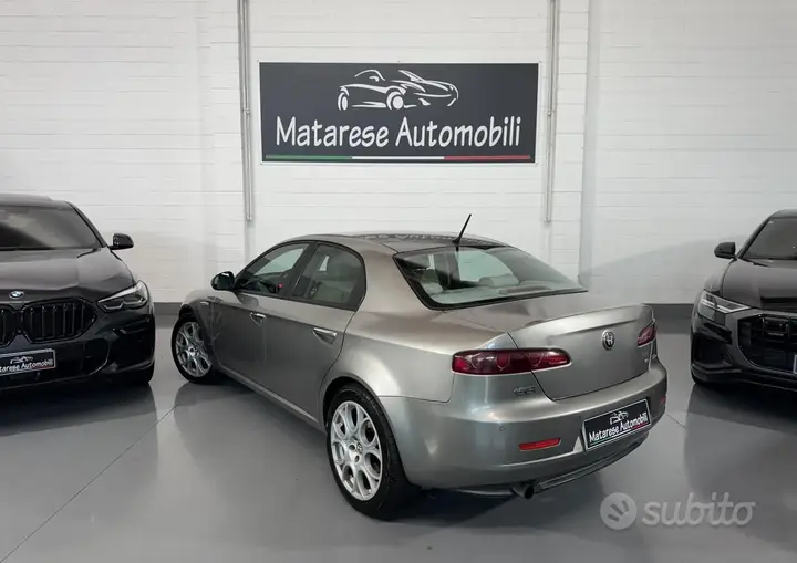 Alfa Romeo 159 2008 photo 3