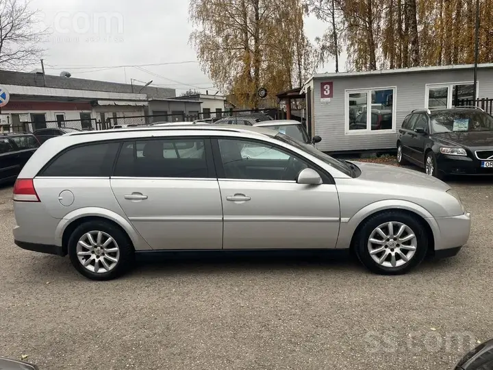 Opel Vectra 2004 photo 4