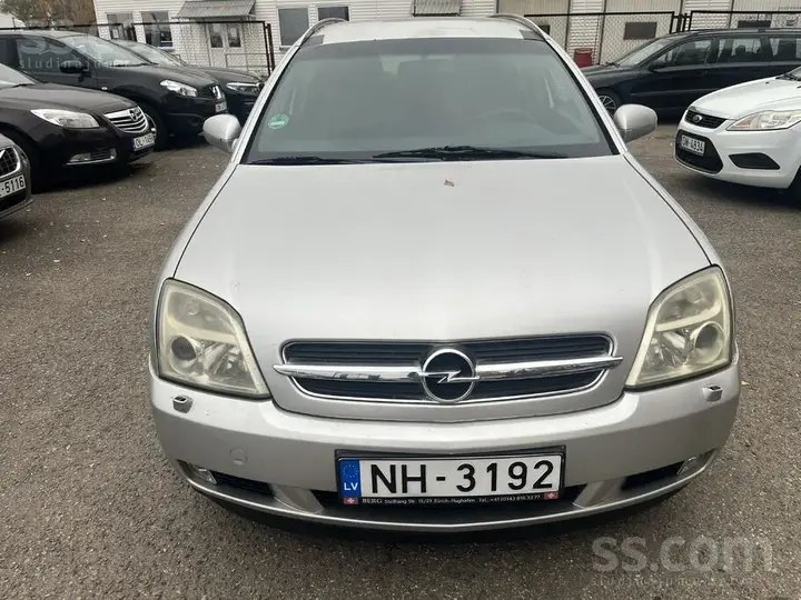 Opel Vectra 2004 photo 2