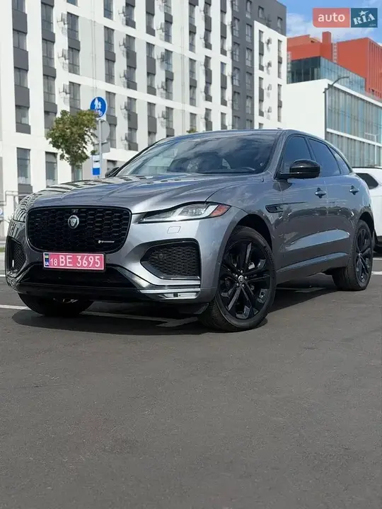 Jaguar F-Pace