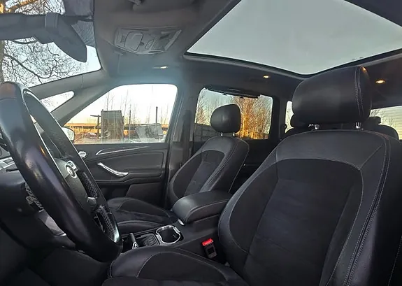Ford S-Max 2012 photo 3