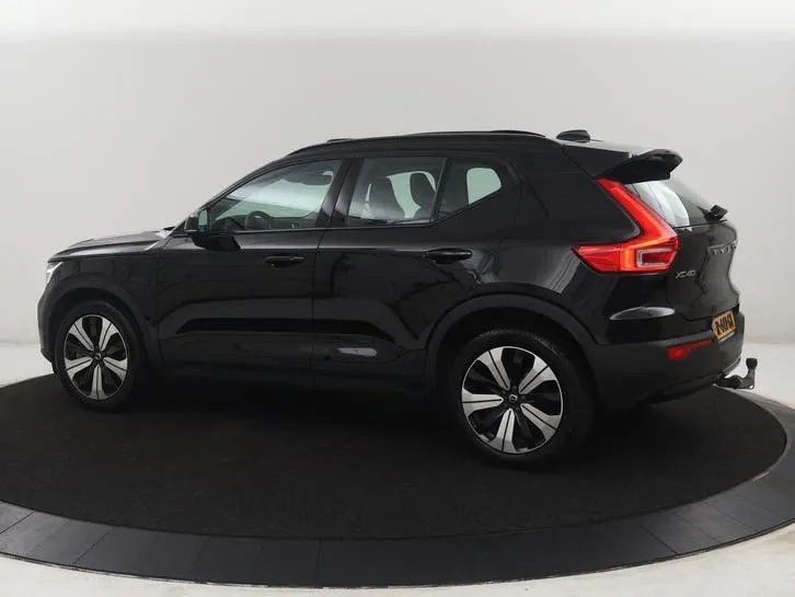 Volvo Xc40 2022 photo 2