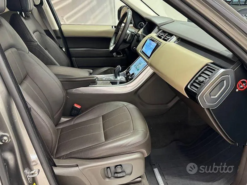 Land Rover Range Rover Sport 2019 photo 3