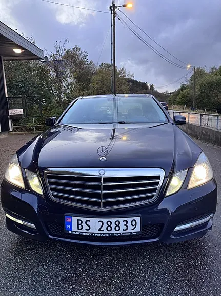 Mercedes-Benz E220 2010 photo 2