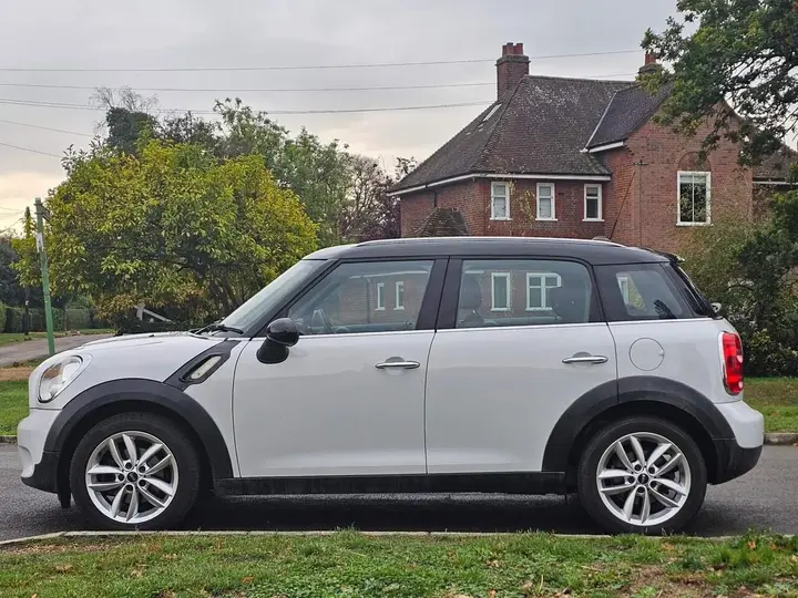 Mini Countryman 2013 photo 2