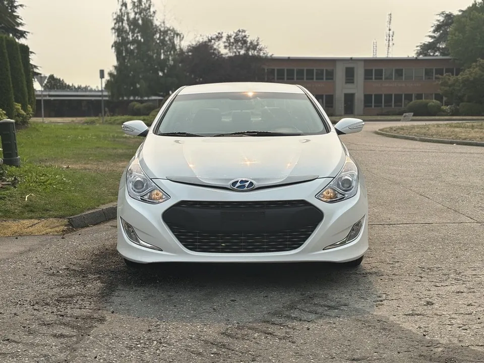 Hyundai Sonata 2014 photo 3