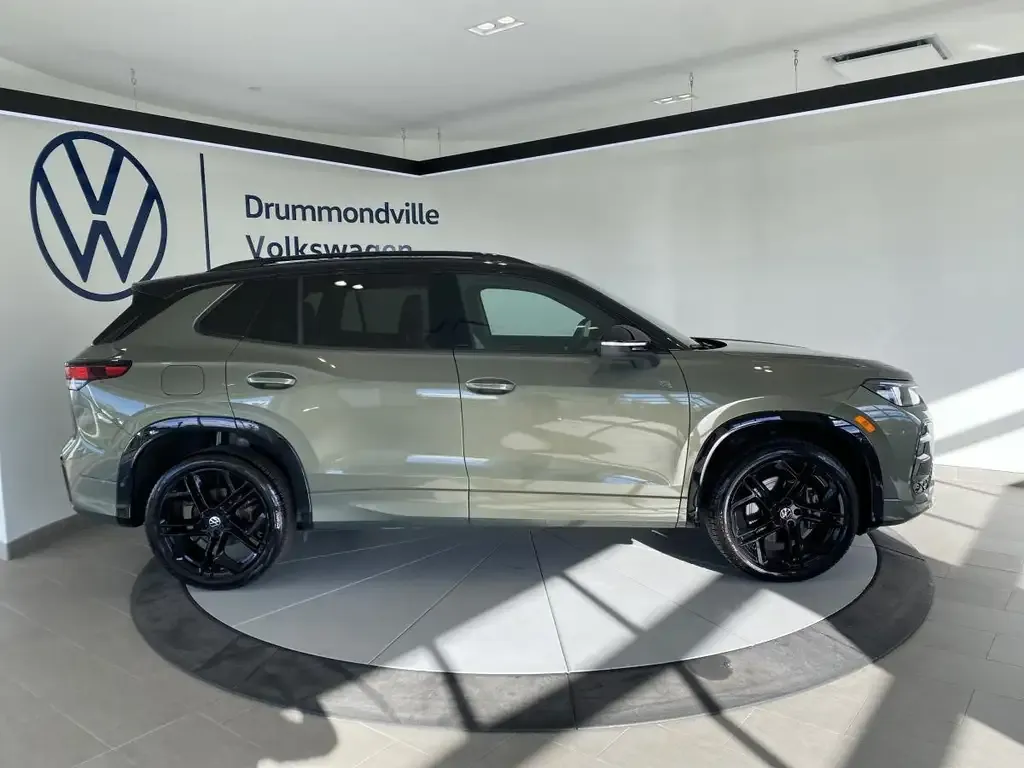 Volkswagen Tiguan 2025 photo 5