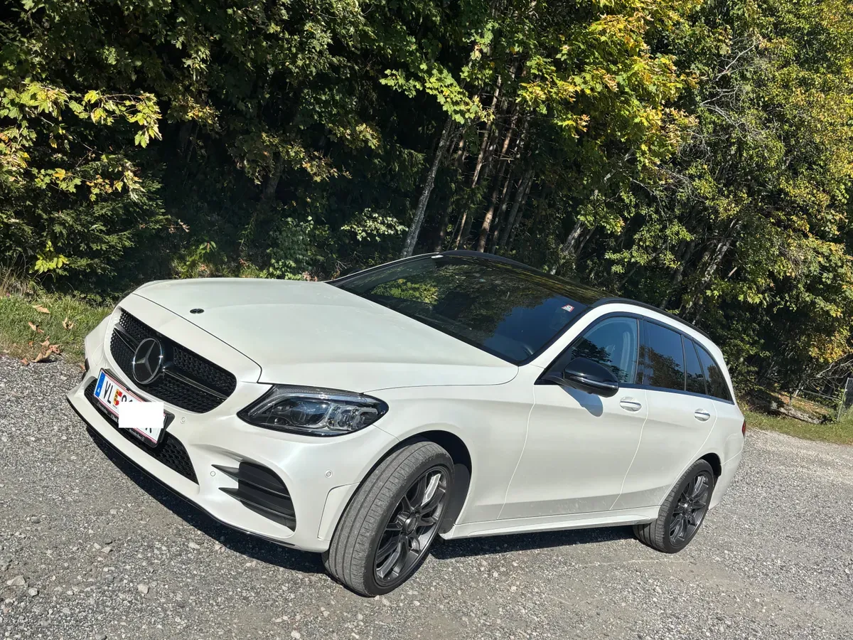 Mercedes-Benz C-Class 2019 photo 3