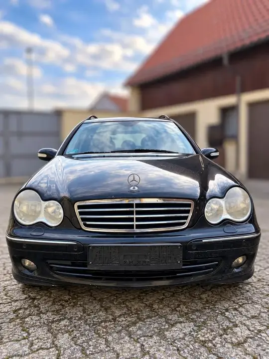 Mercedes-Benz C 320