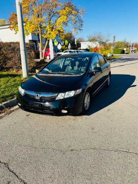 Honda Civic 2010 photo 2