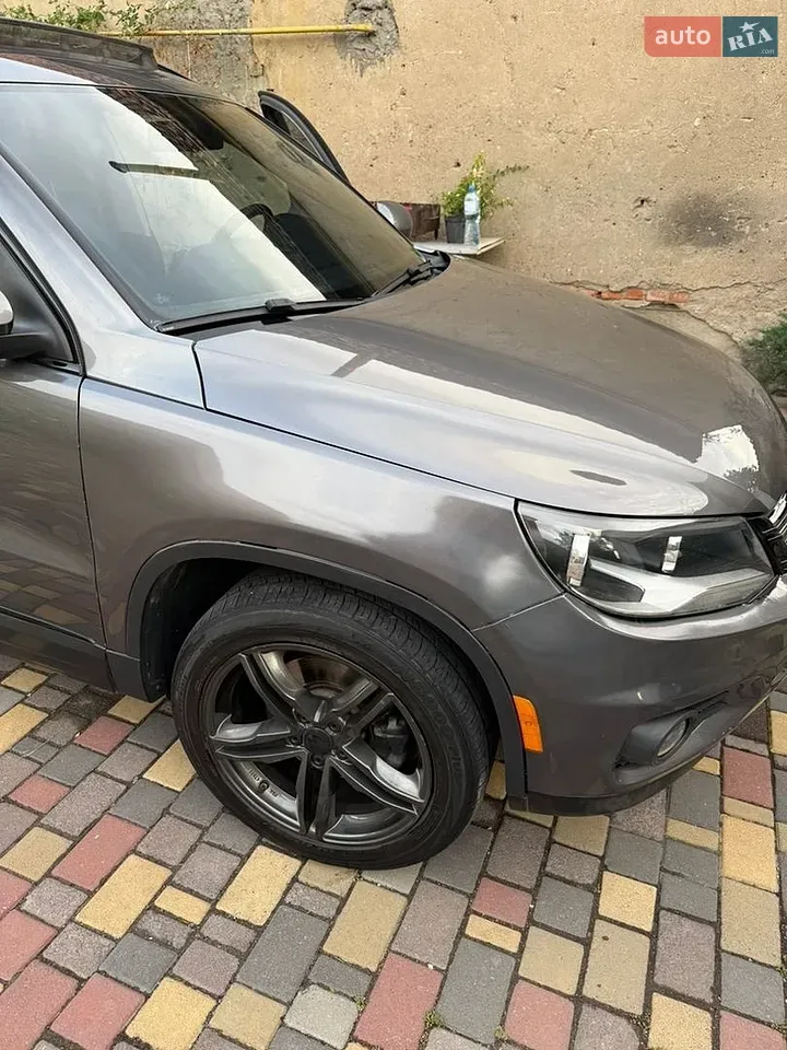 Volkswagen Tiguan 2012 photo 3
