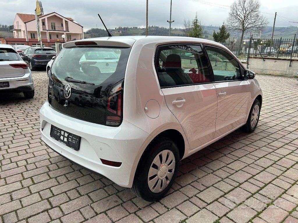 Volkswagen Up 2022 photo 3