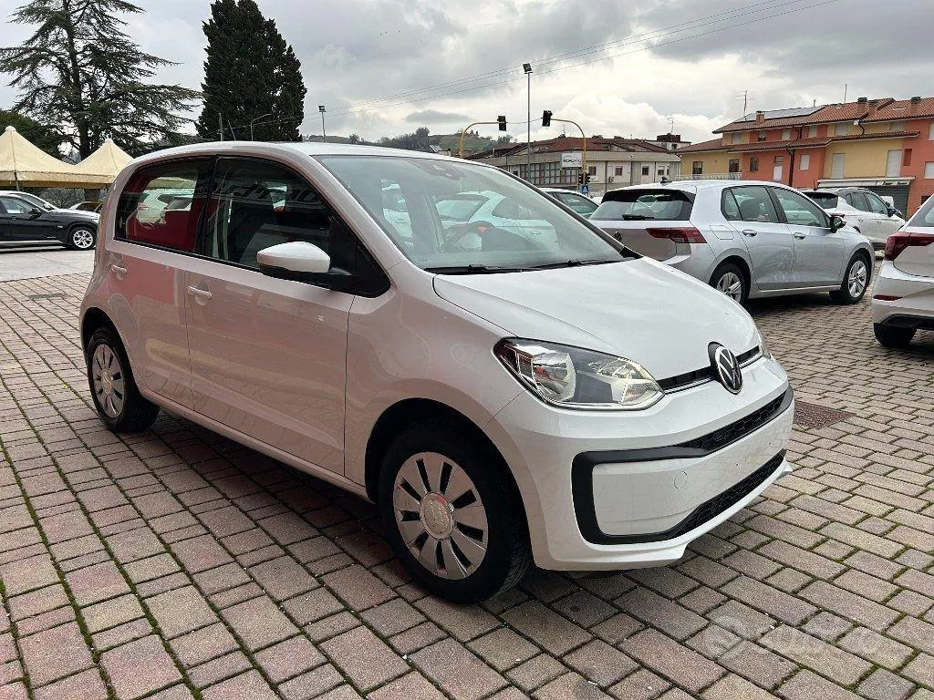 Volkswagen Up 2022 photo 2