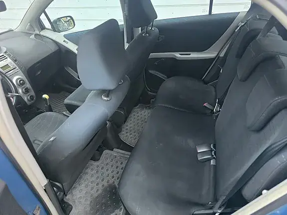 Toyota Yaris 2007 photo 4