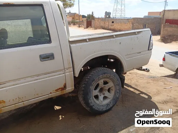 Toyota Hilux 2014 photo 3