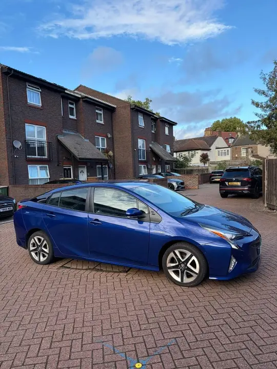 Toyota Prius 2016 photo 3