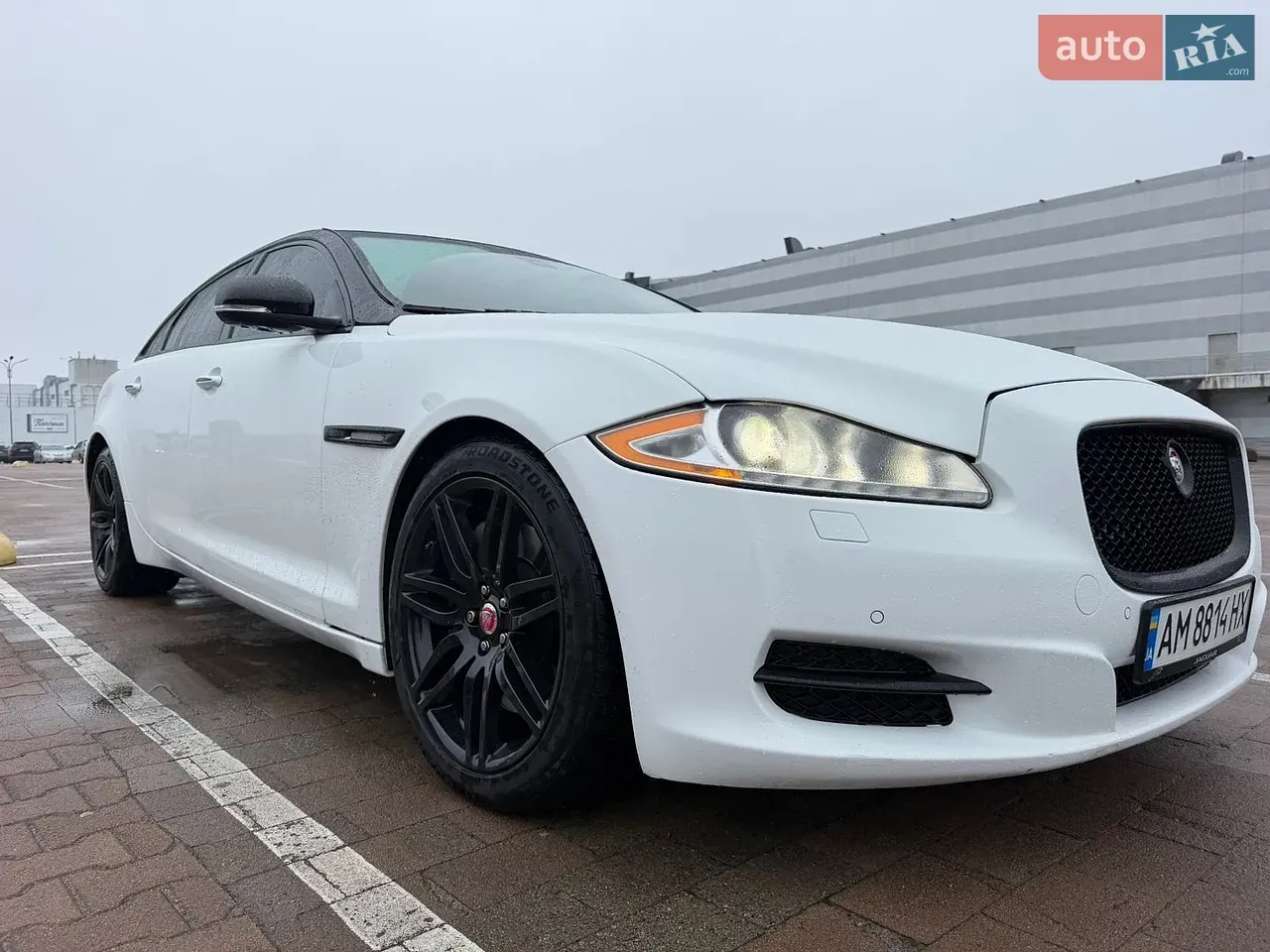 Jaguar Xj 2014 photo 2