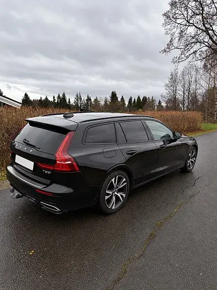 Volvo V60 2020 photo 3