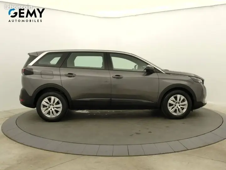 Peugeot 5008 2023 photo 4