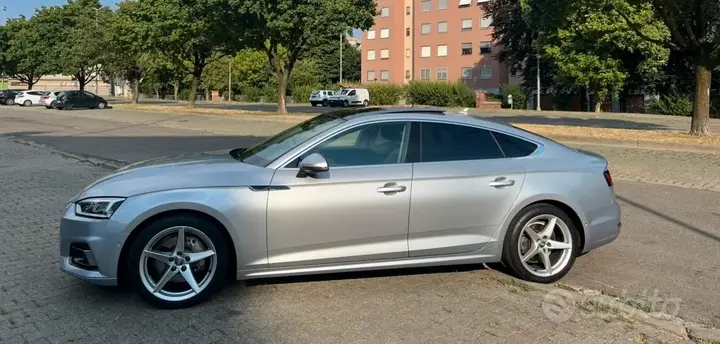 Audi A5 2019 photo 2