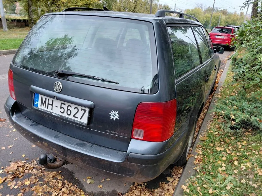 Volkswagen Passat 2000 photo 4