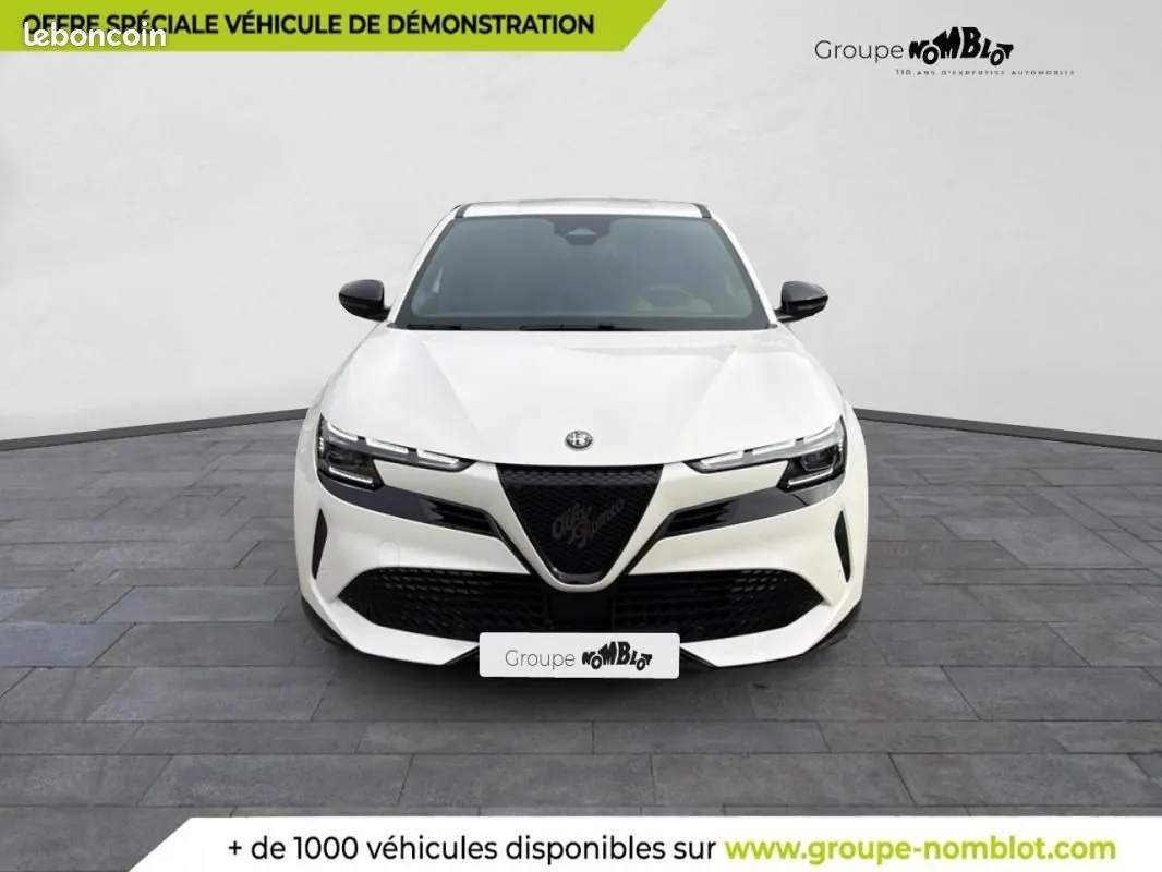 Alfa Romeo Junior 2026 photo 2