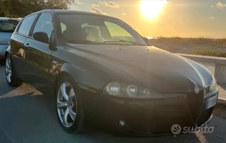 Alfa Romeo 147 2006 photo 4