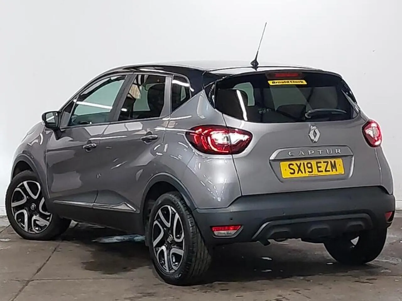 Renault Captur 2019 photo 2