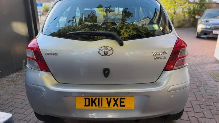 Toyota Yaris 2011 photo 5